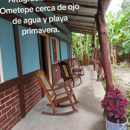 Hostel El Quino Ometepe Altagracia Екстериор снимка